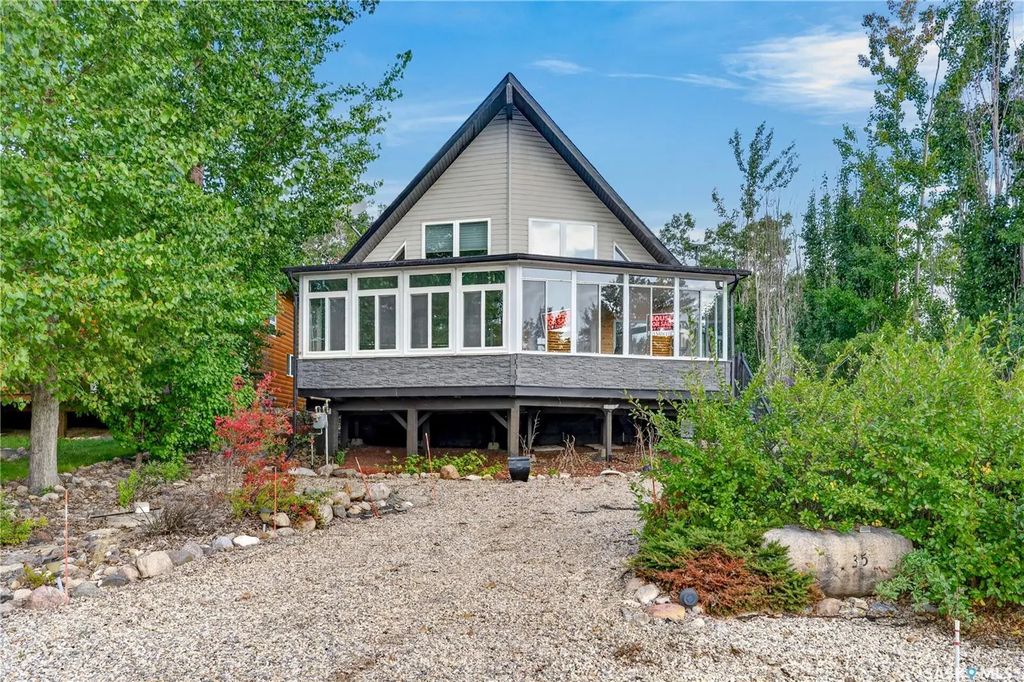 35 Lakeshore Drive, Invergordon Rm No. 430