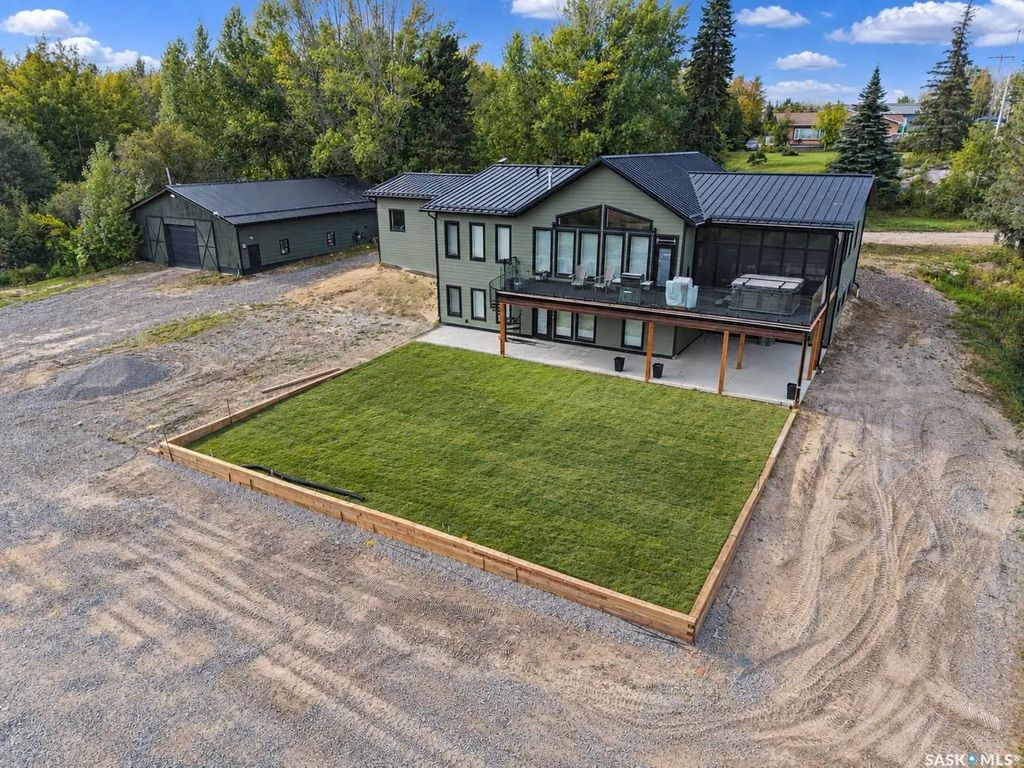 1515 Bay Avenue, La Ronge