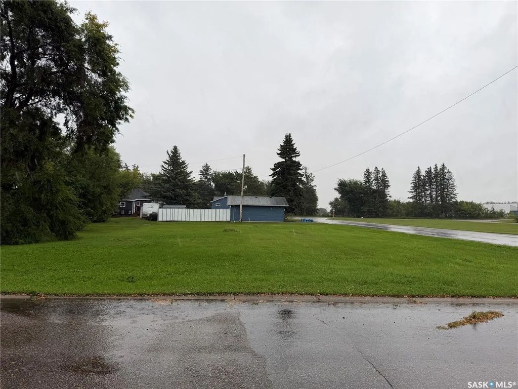 605 Moore Street, Foam Lake