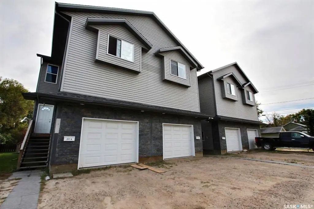 201 10th Street E, Prince Albert