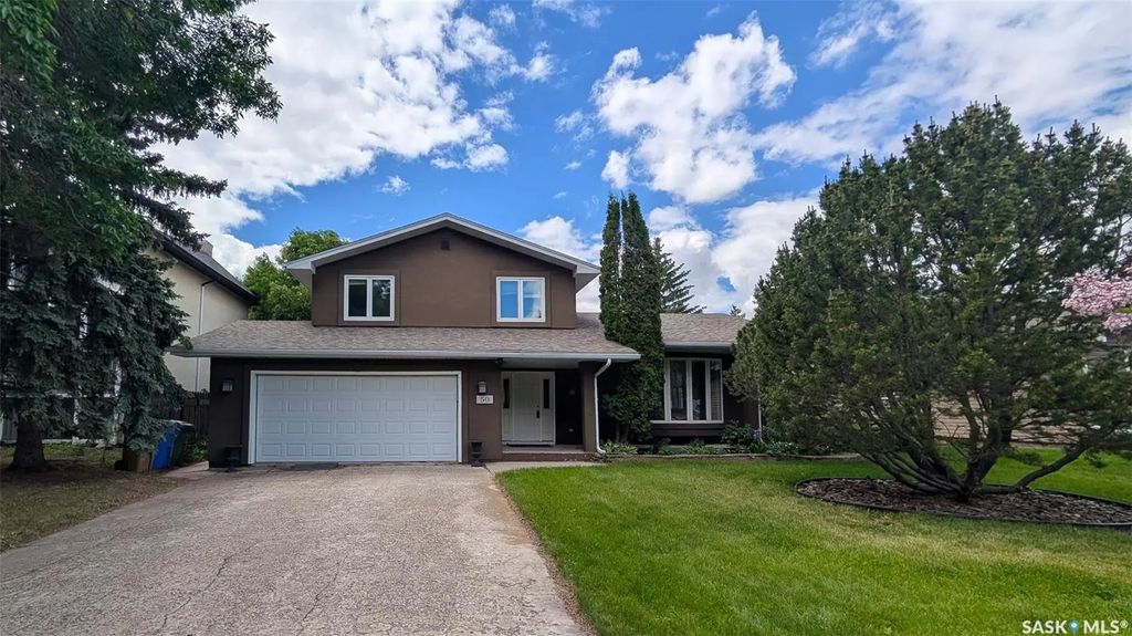 50 Lowry Place, Regina