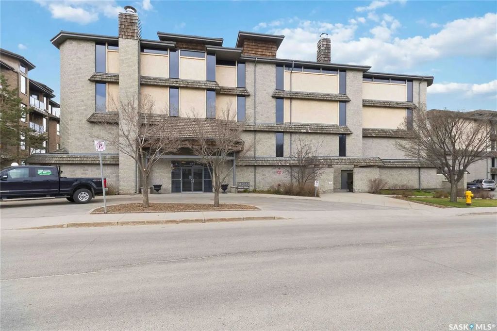 #112 - 619 Saskatchewan Cres W, Saskatoon