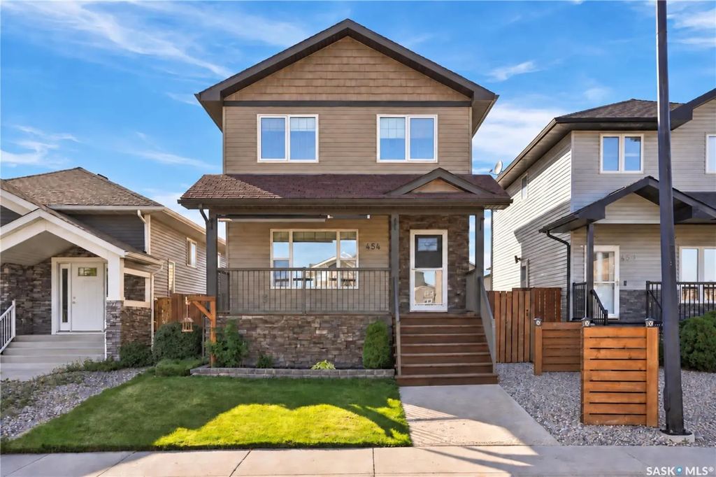 454 Geary Cres, Saskatoon