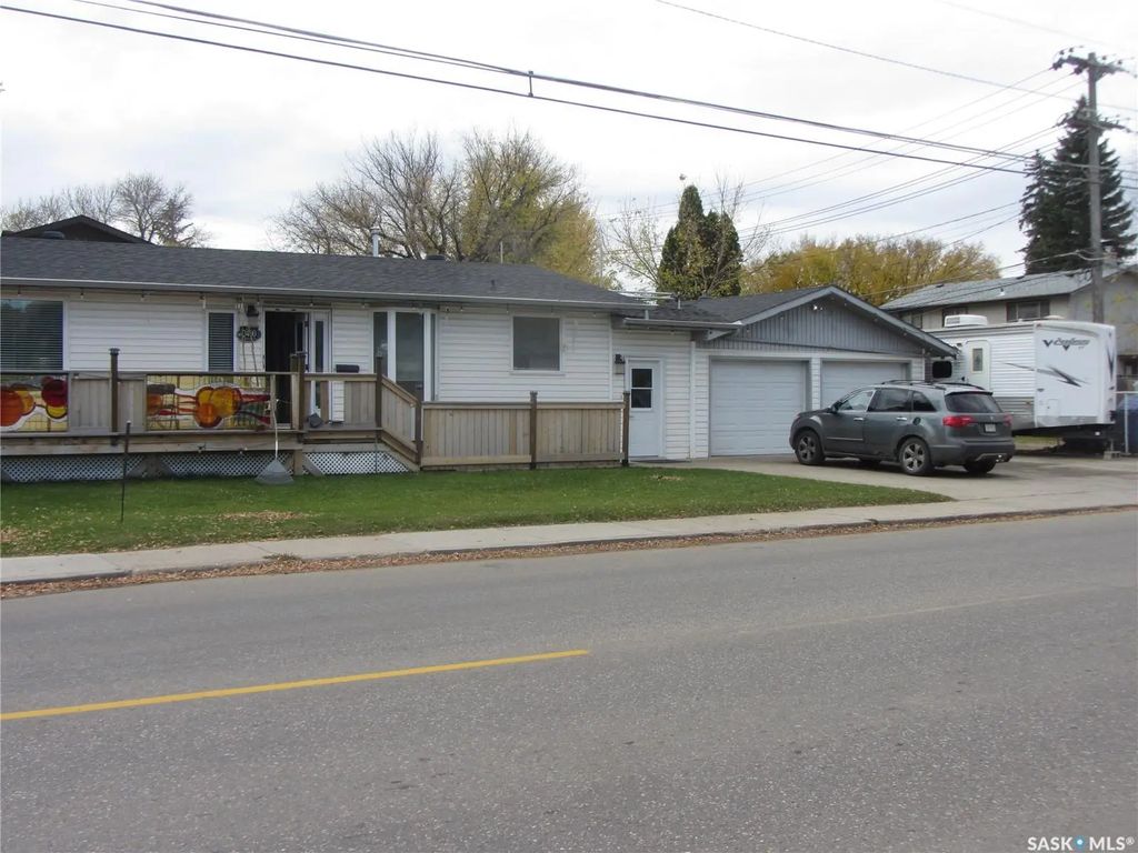 2400 Mcpherson Avenue, Saskatoon