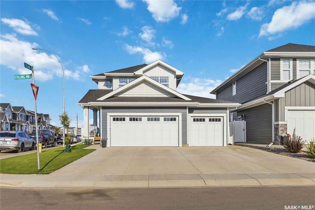 358 Stilling Manor, Saskatoon