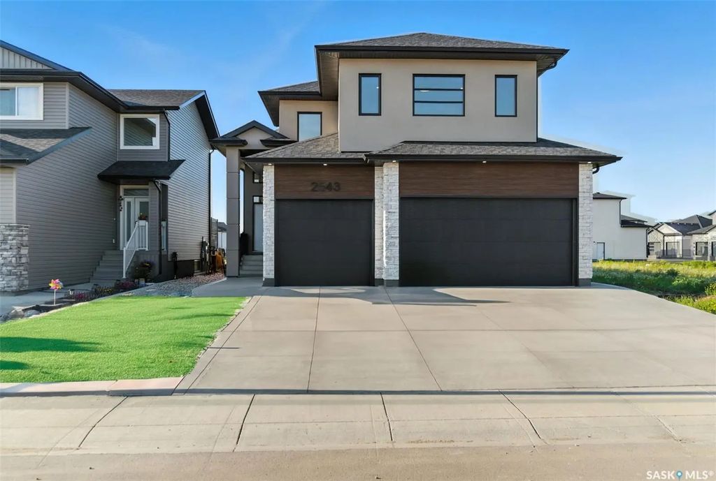 2543 Rosewood Drive, Saskatoon