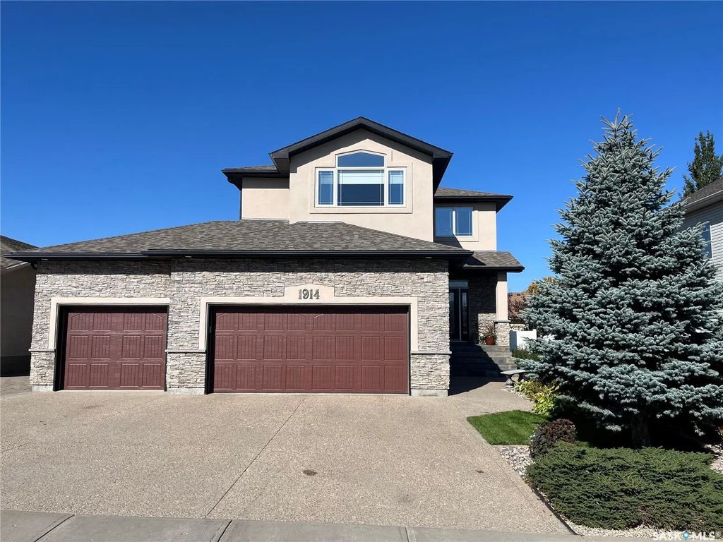 1914 Laurier Cres E, Regina