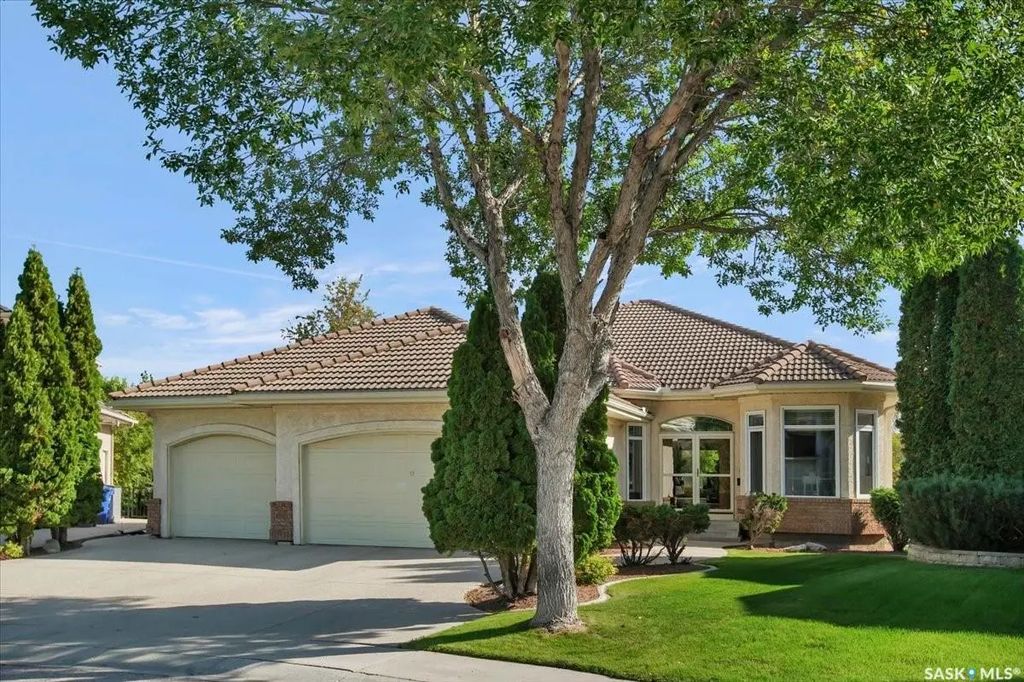 322 Collins Cres, Saskatoon
