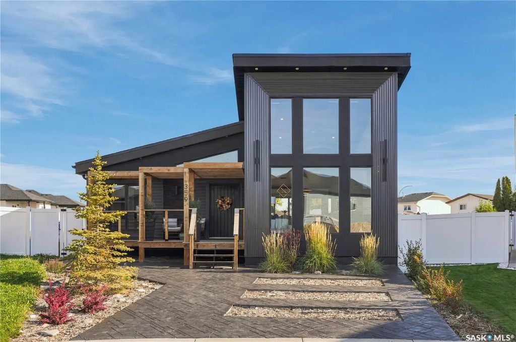 359 Mcarthur Cres, Saskatoon