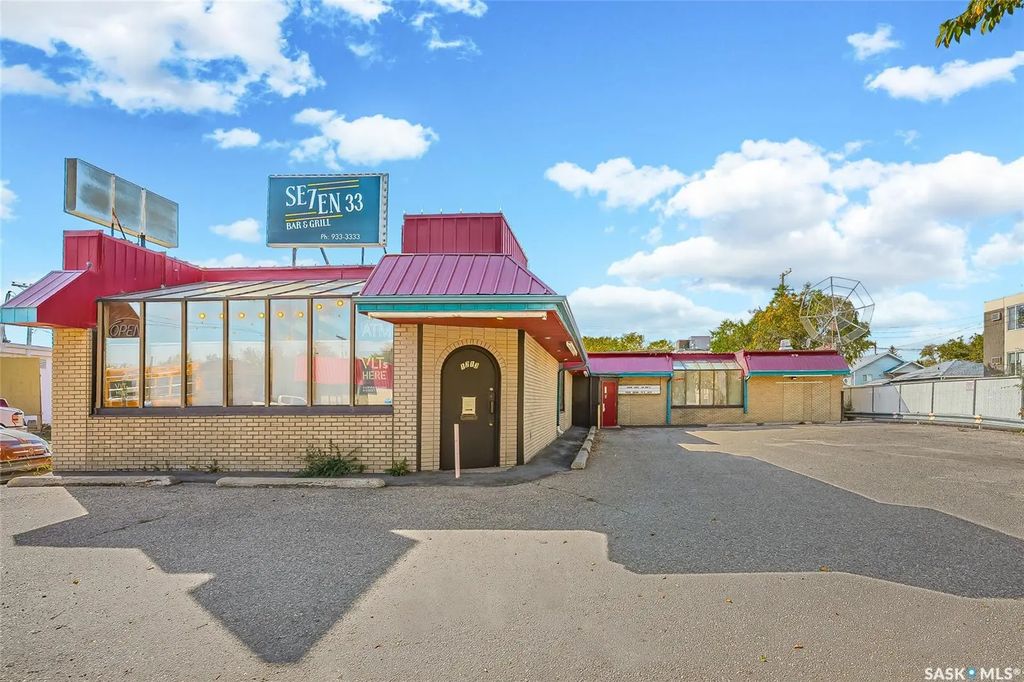 1213 7th Avenue N, Saskatoon