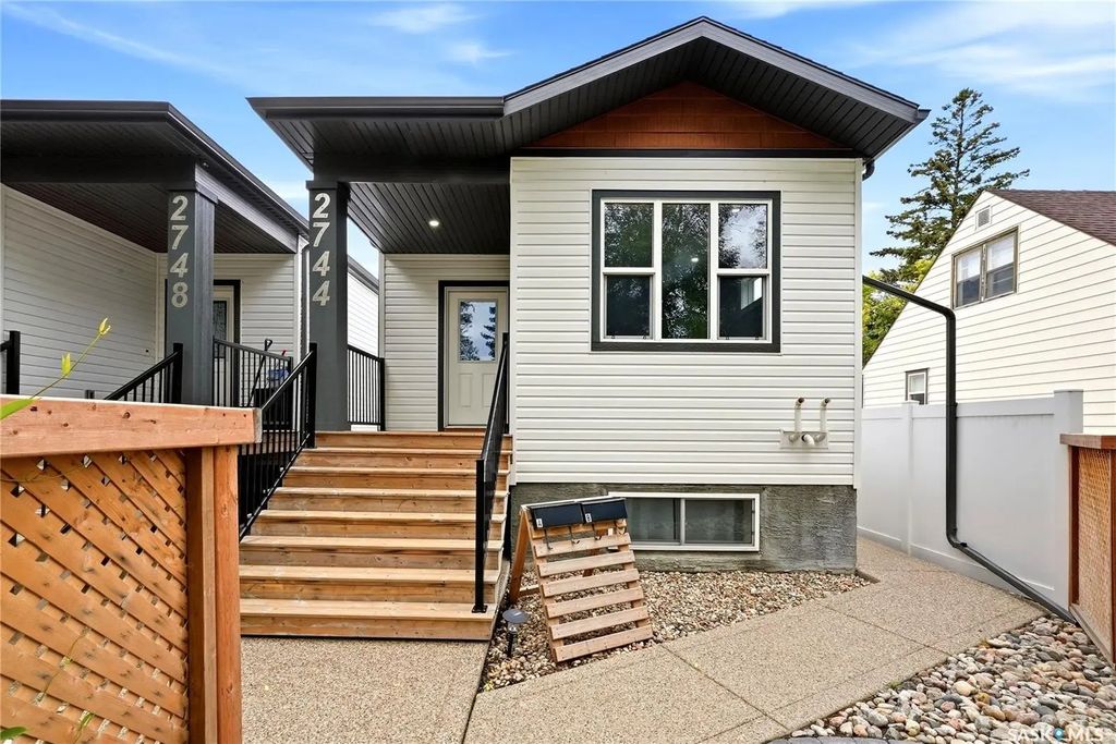 2744 Mackay Street, Regina