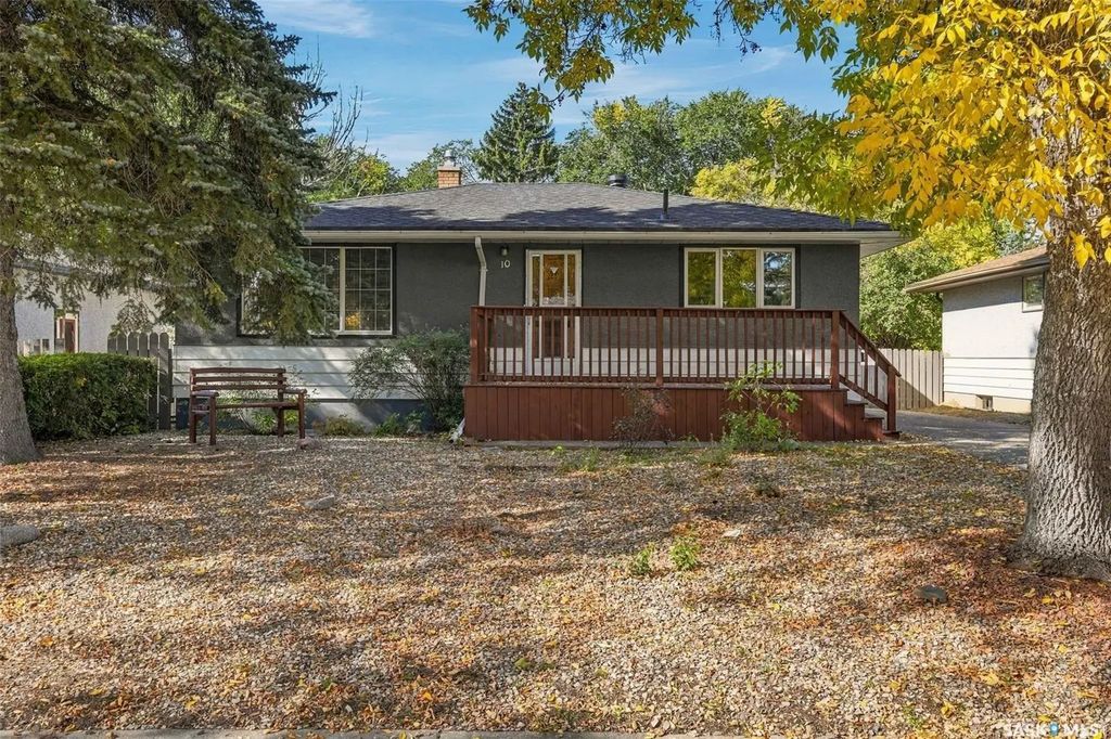 10 Ottawa Place, Regina