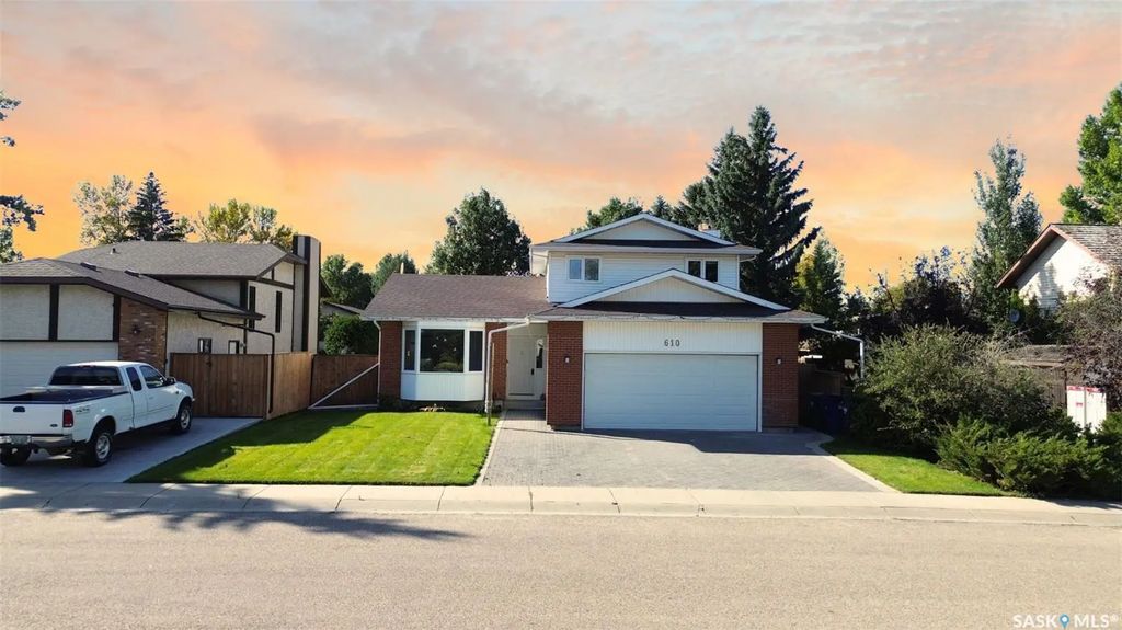 610 Nesslin Cres, Saskatoon