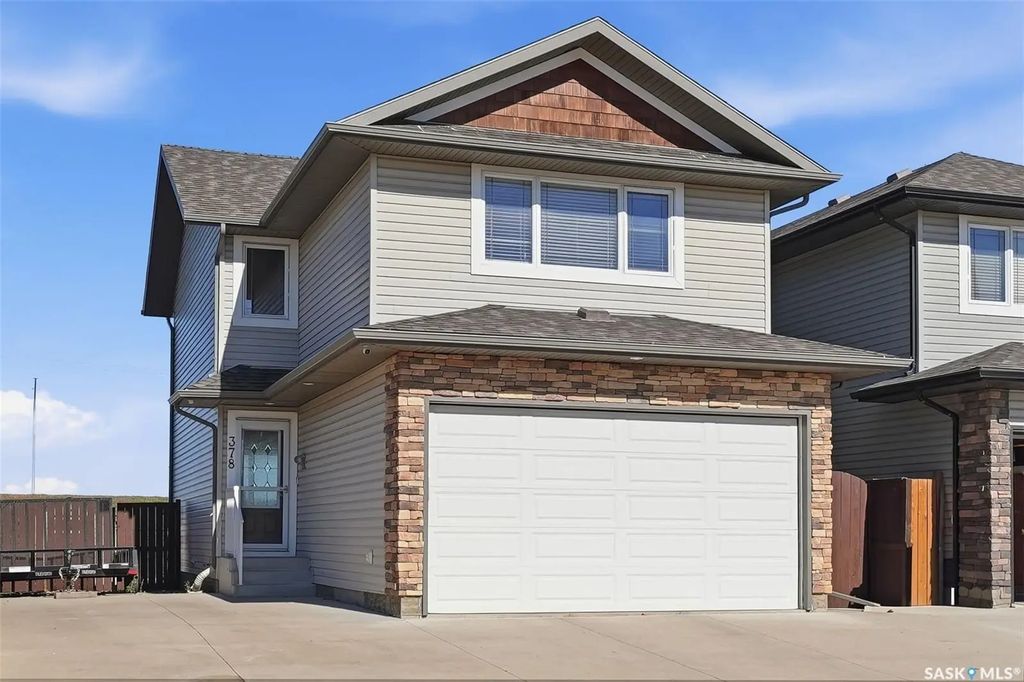 378 Coad Manor, Saskatoon