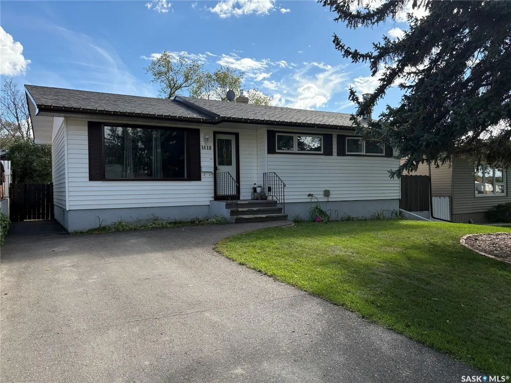 1416 Ashley Drive, Swift Current