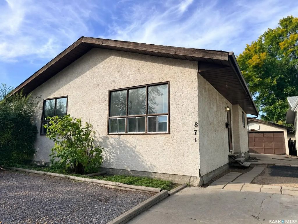 871 Morris Cres N, Regina