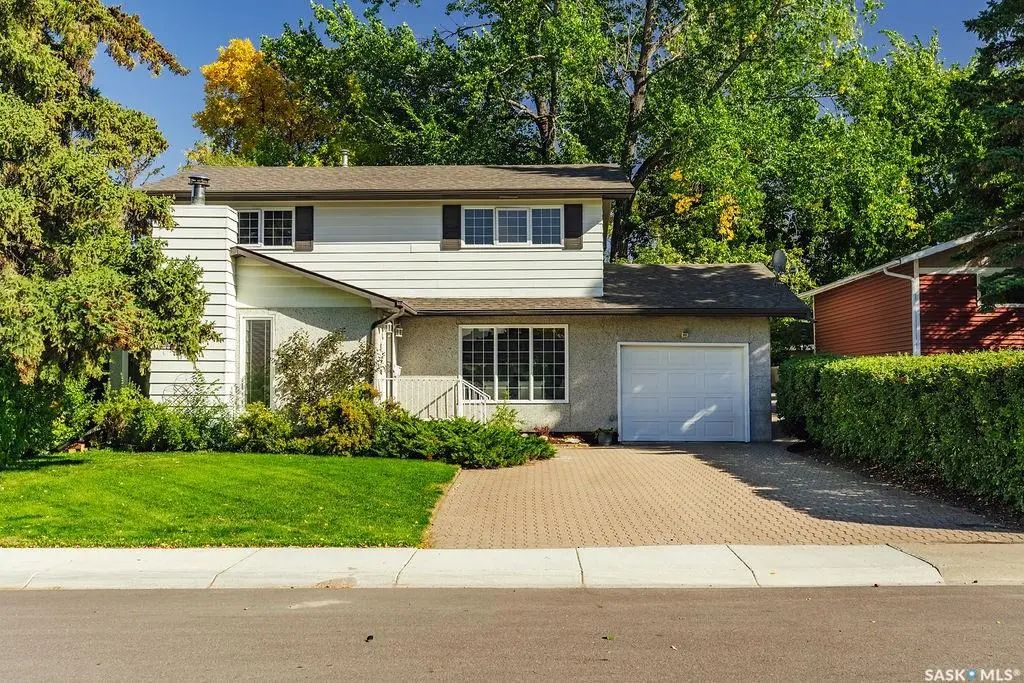 11 Moxon Cres, Saskatoon