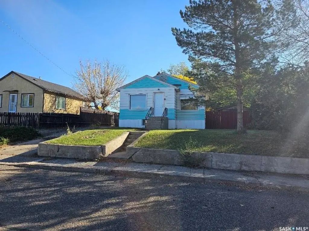 572 103rd Street, North Battleford