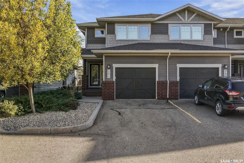 #251 - 4002 Sandhill Cres, Regina