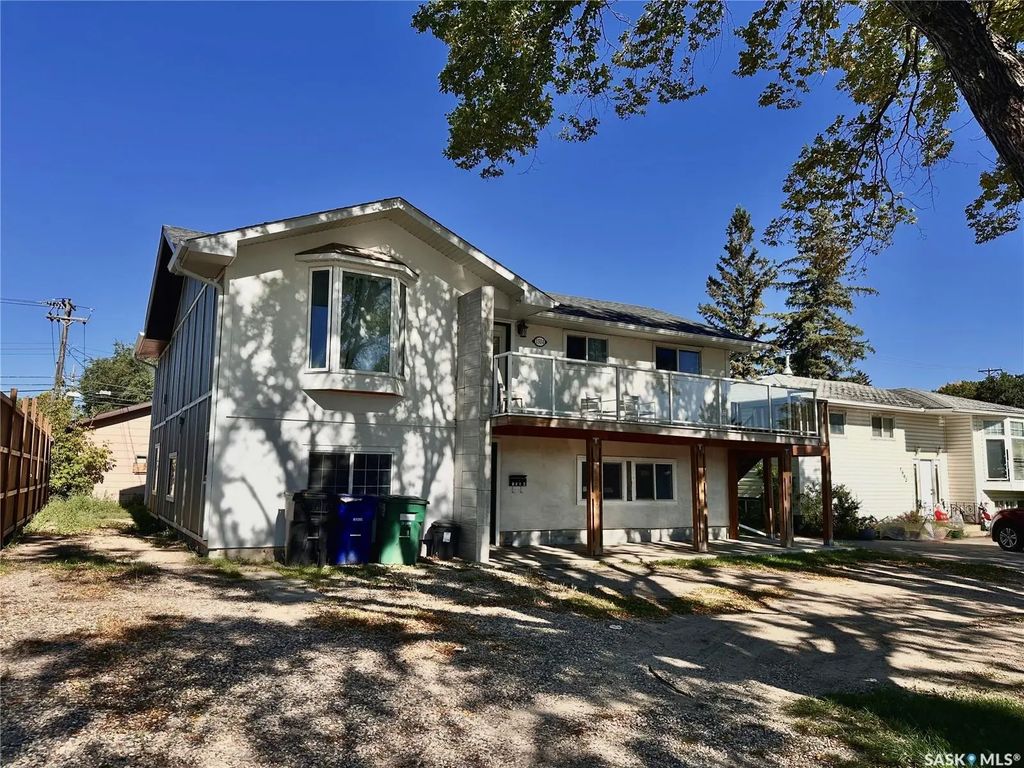 1504 33rd Street W, Saskatoon