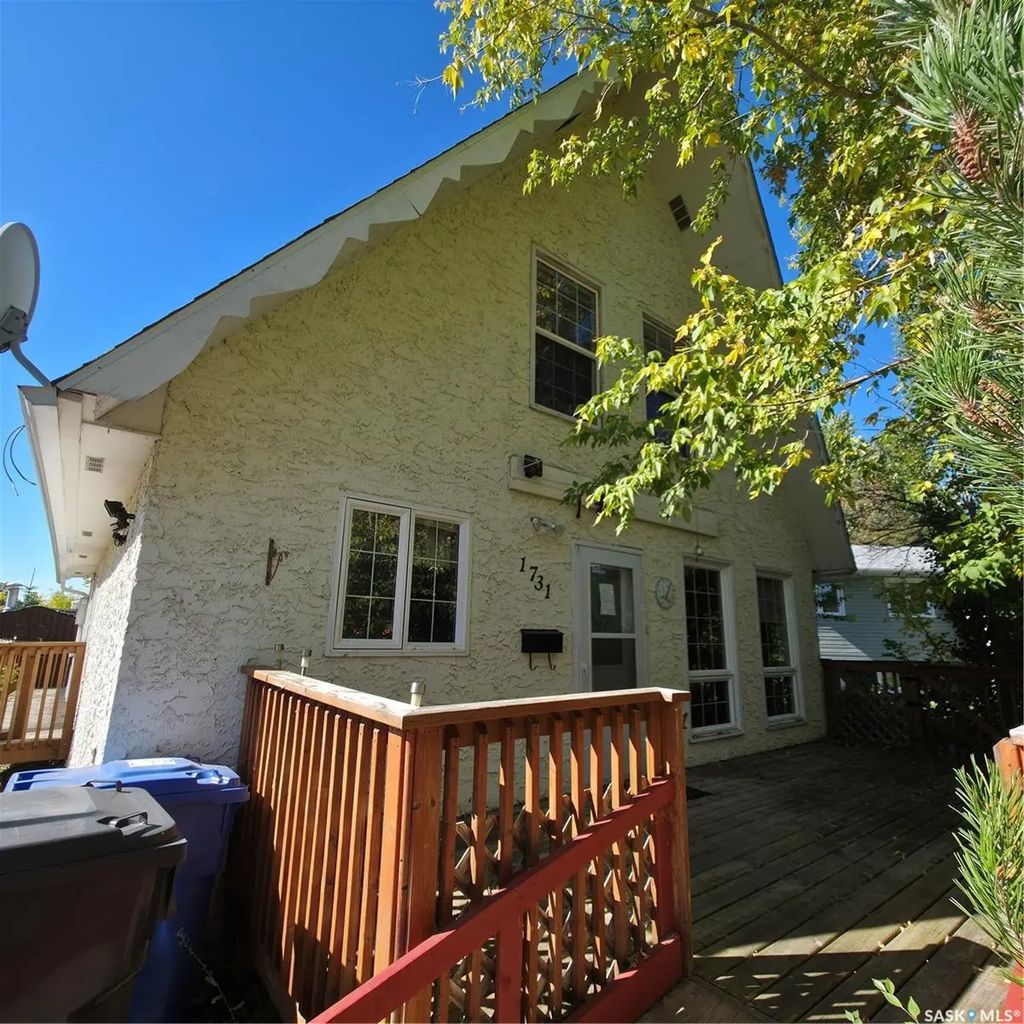 1731 Centennial Cres, North Battleford