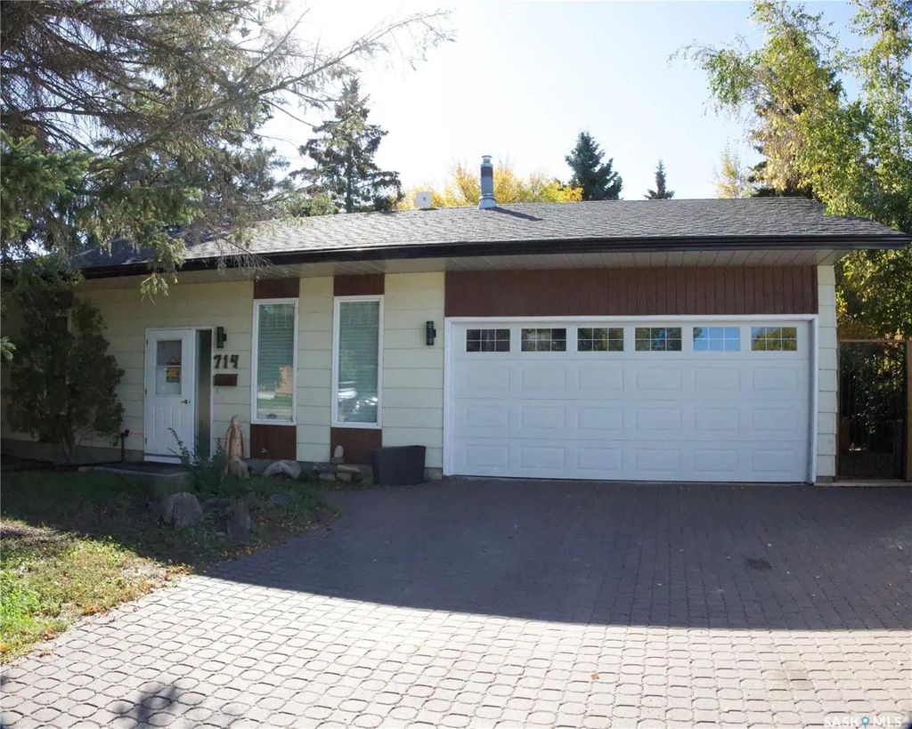 714 4th Street S, Martensville