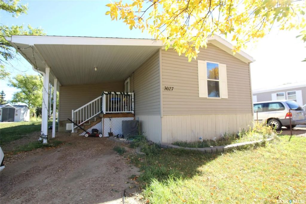 3027 Norman Place, Frontier