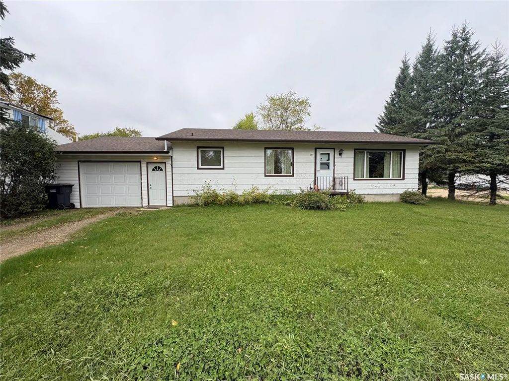 300 Livingstone Road, Pelly