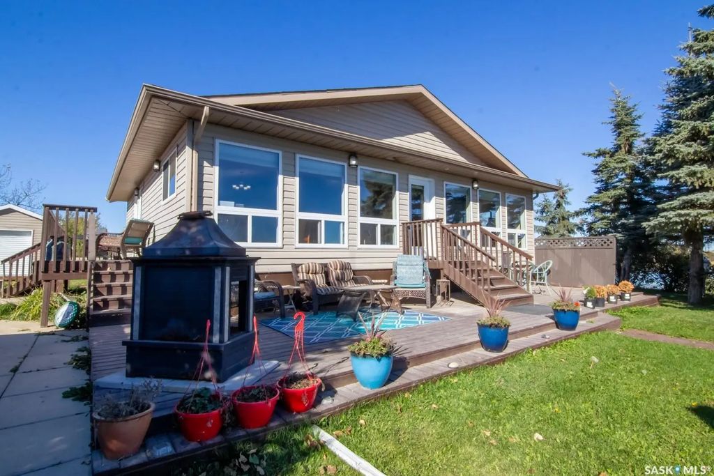 3830 First Point Beach Drive, Wakaw Lake