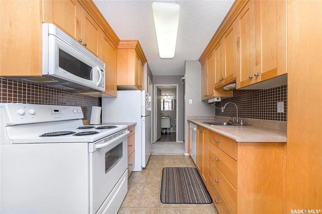 #109 - 111 Wedge Road, Saskatoon