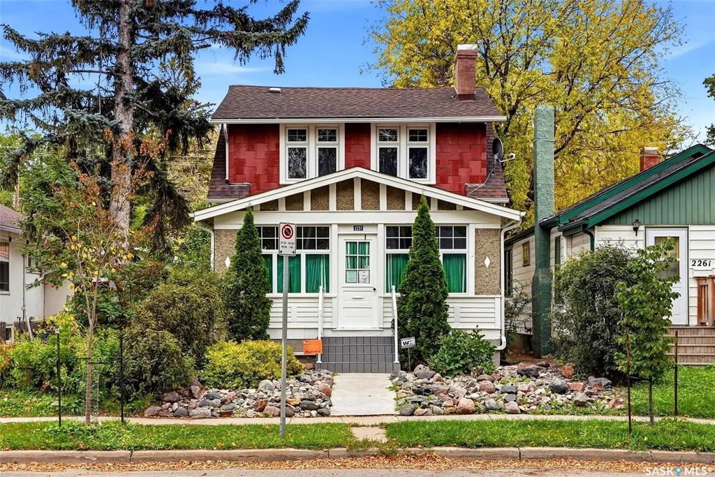 2257 Elphinstone Street, Regina