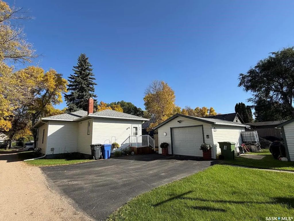 56 Haultain Avenue, Yorkton