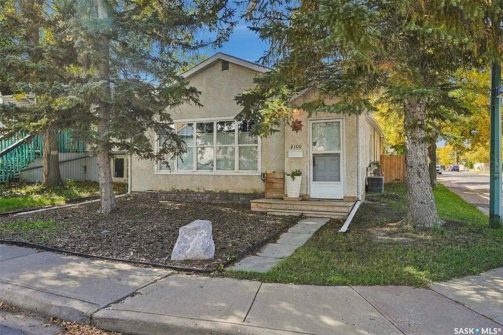 2100 Lindsay Street, Regina