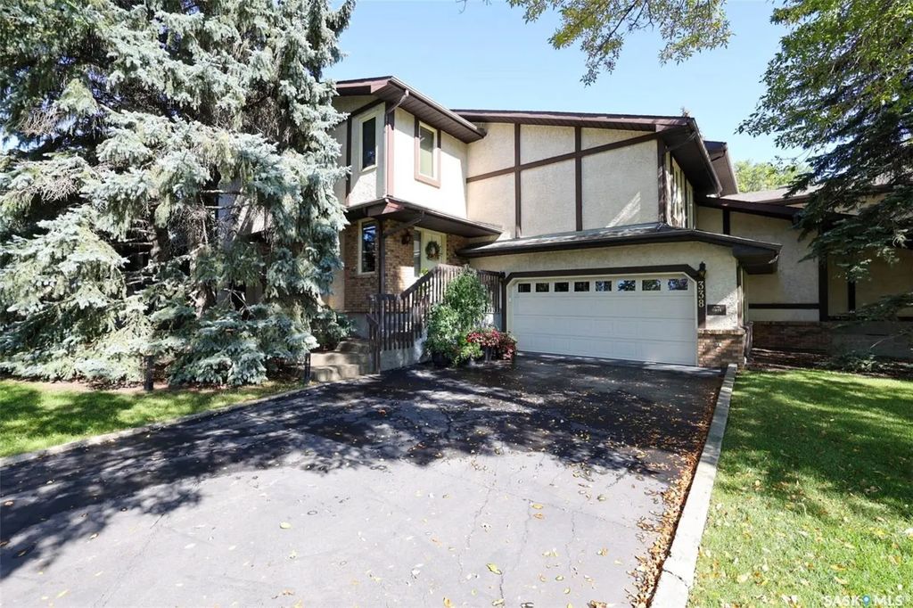 338 Avon Drive, Regina