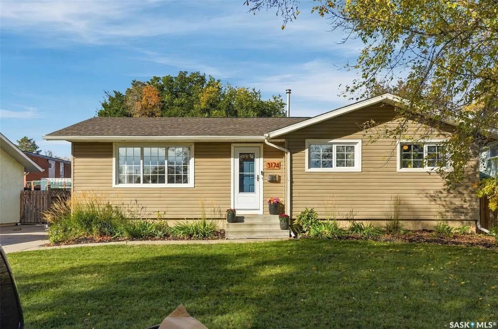 3174 Eastview, Saskatoon
