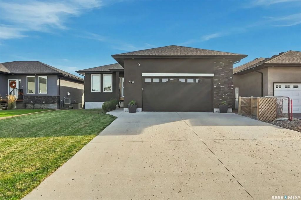 638 Aspen Cres, Pilot Butte