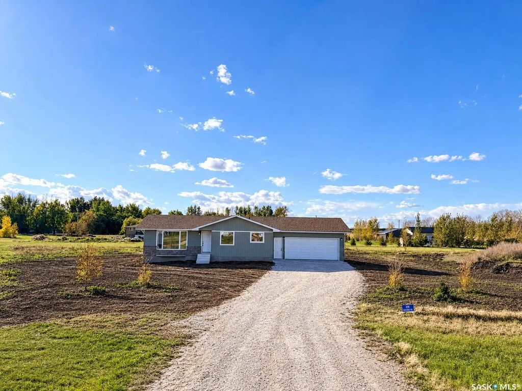 38 Heritage Cove, Rosthern Rm No. 403