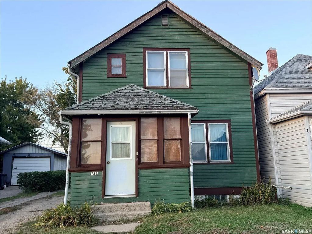 131 2nd Avenue W, Biggar