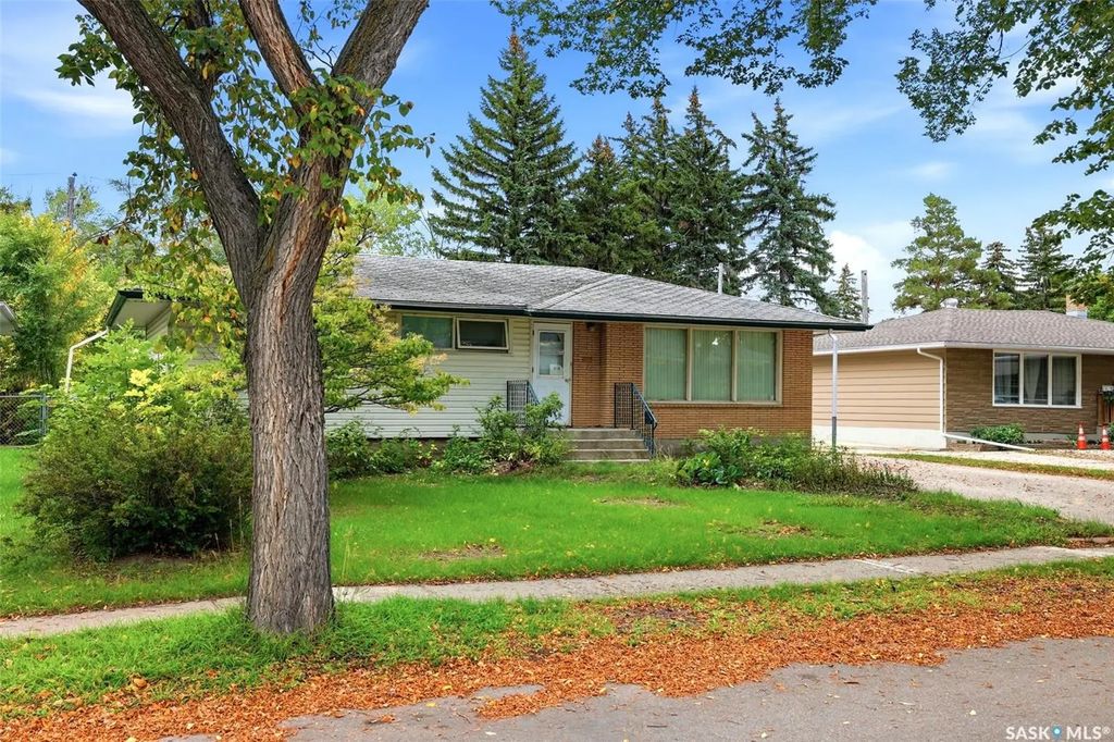 94 Darke Cres, Regina