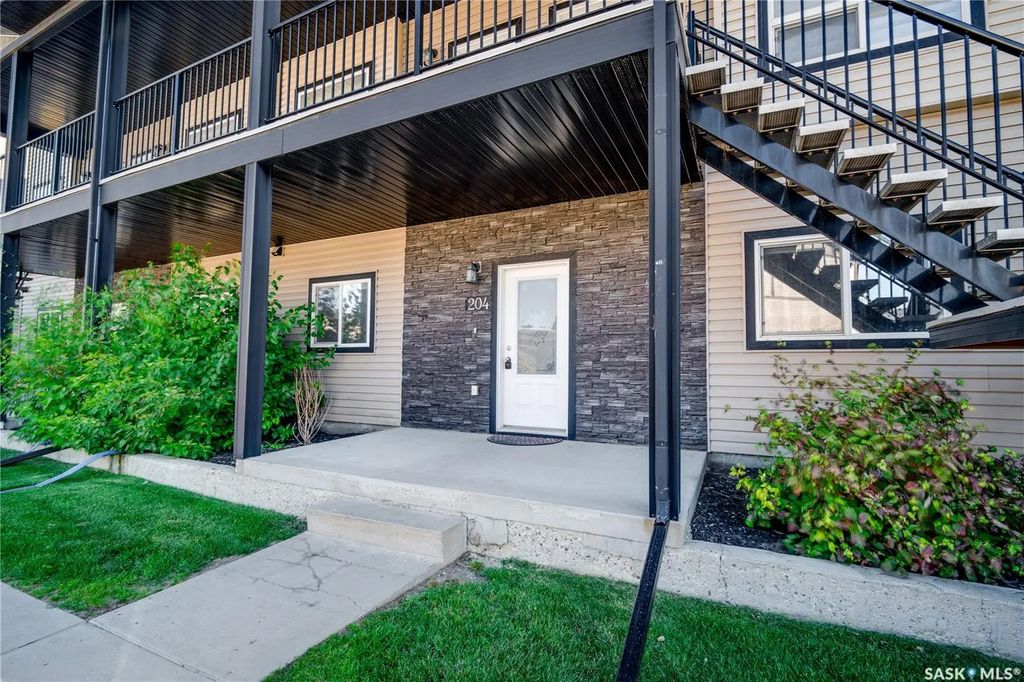 #204 - 3818 Dewdney Avenue E, Regina