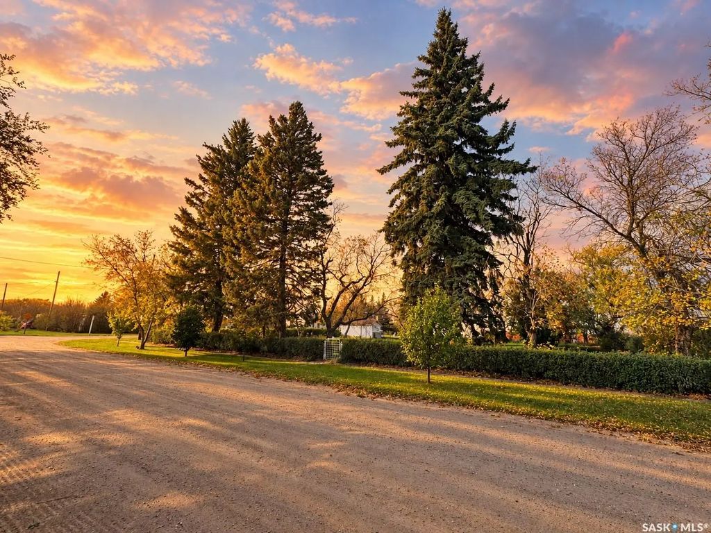201 2nd Avenue, Borden