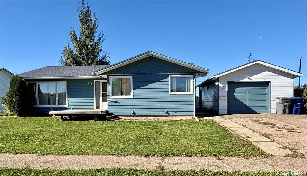 306 2nd Street W, Kyle