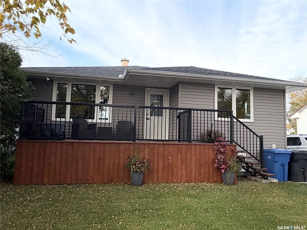 48 Macfarline Avenue, Yorkton