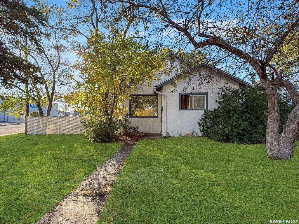 206 6th Avenue Nw, Swift Current