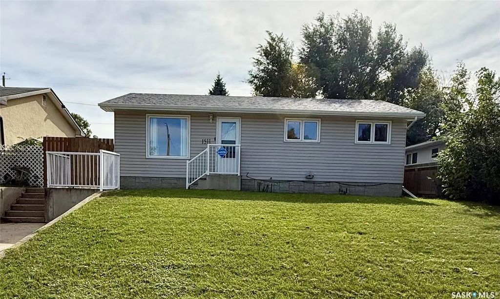 1511 Grandview Street W, Moose Jaw