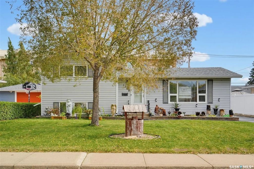 1108 Tiffin Cres, Saskatoon