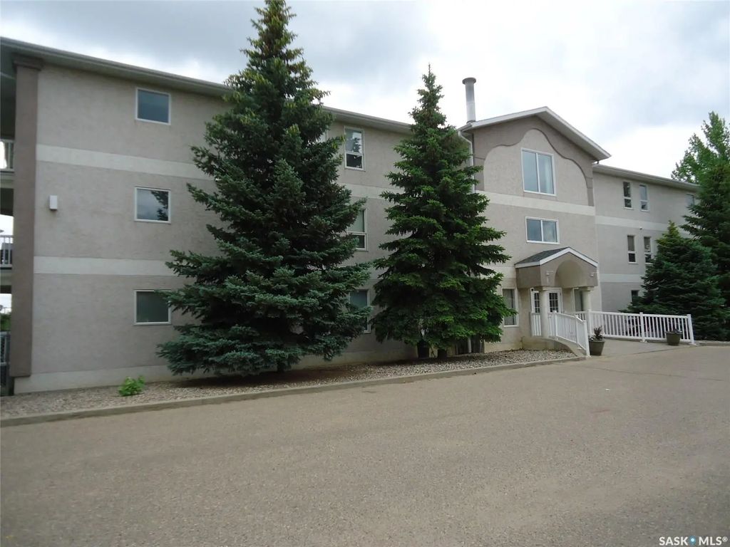 #202 - 12 Cundall Drive, Estevan