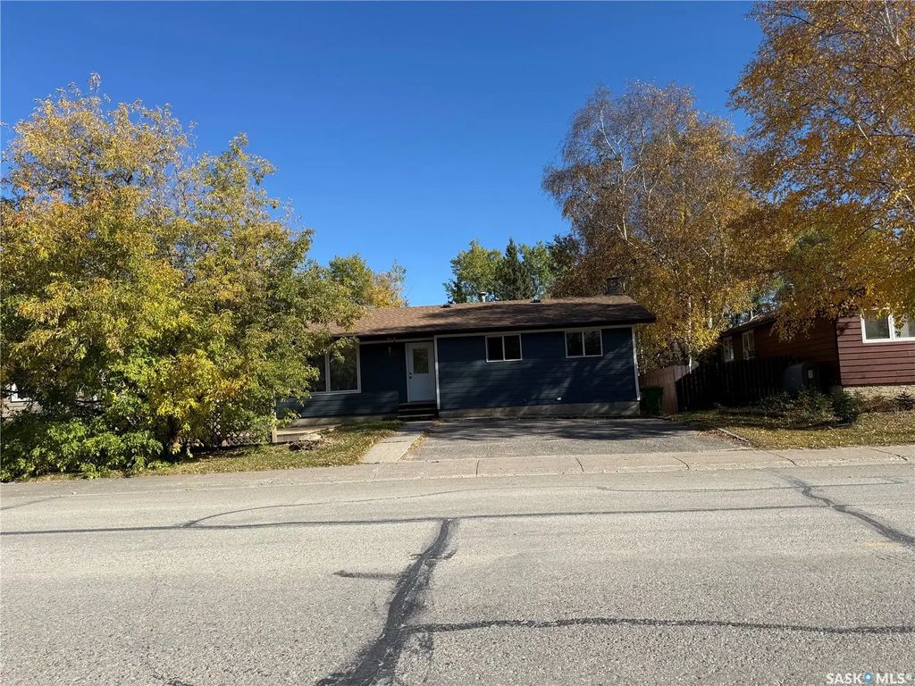 708 Studer Street, La Ronge