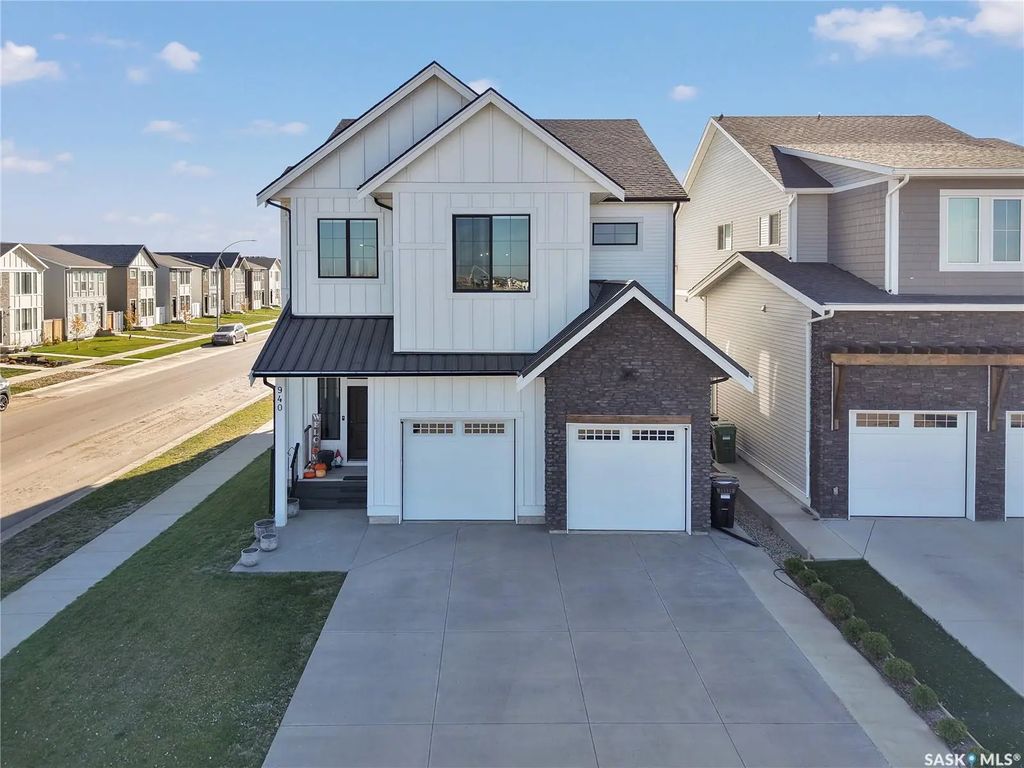 940 Feheregyhazi Boulevard, Saskatoon