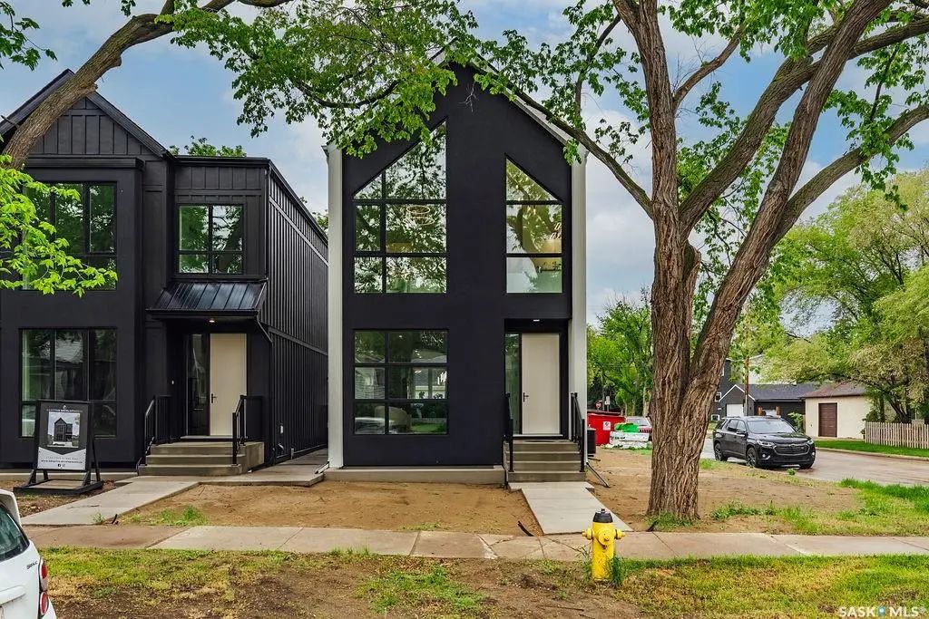 1139 13th Street E, Saskatoon